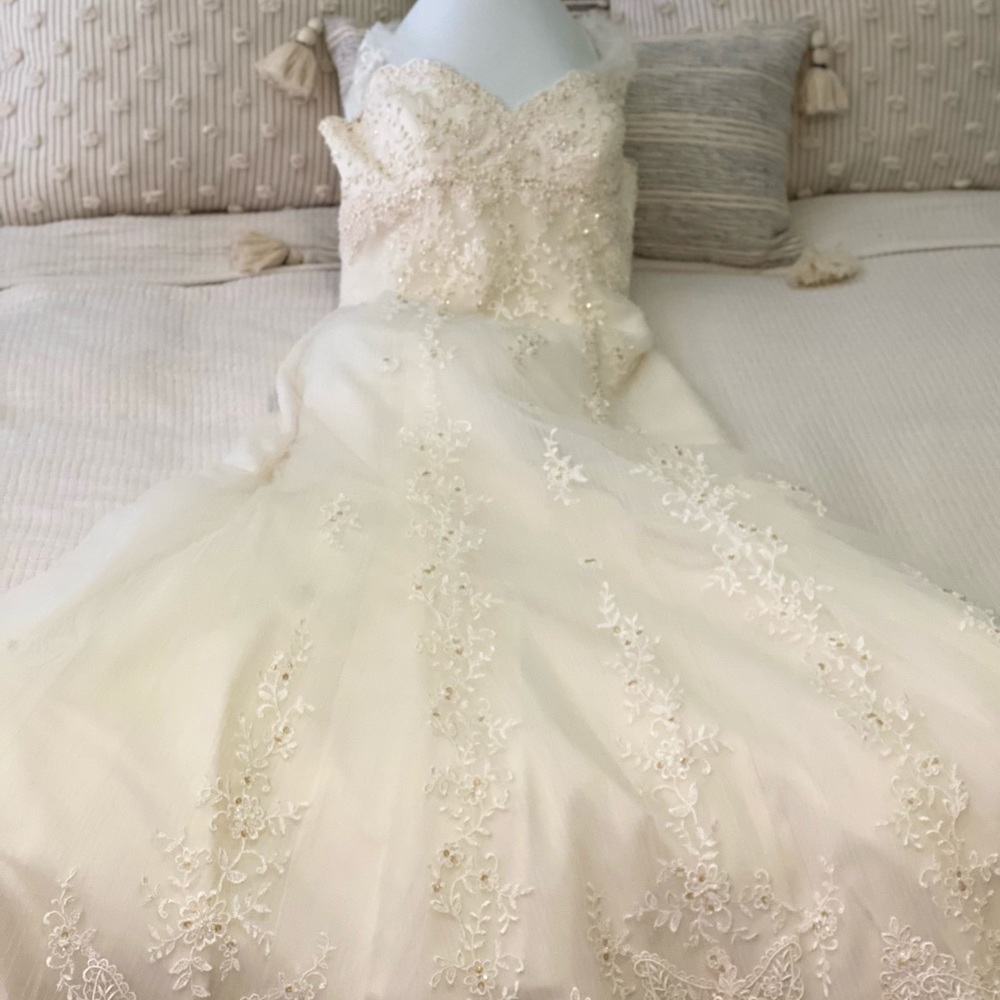San Patrick Ivory wedding dress